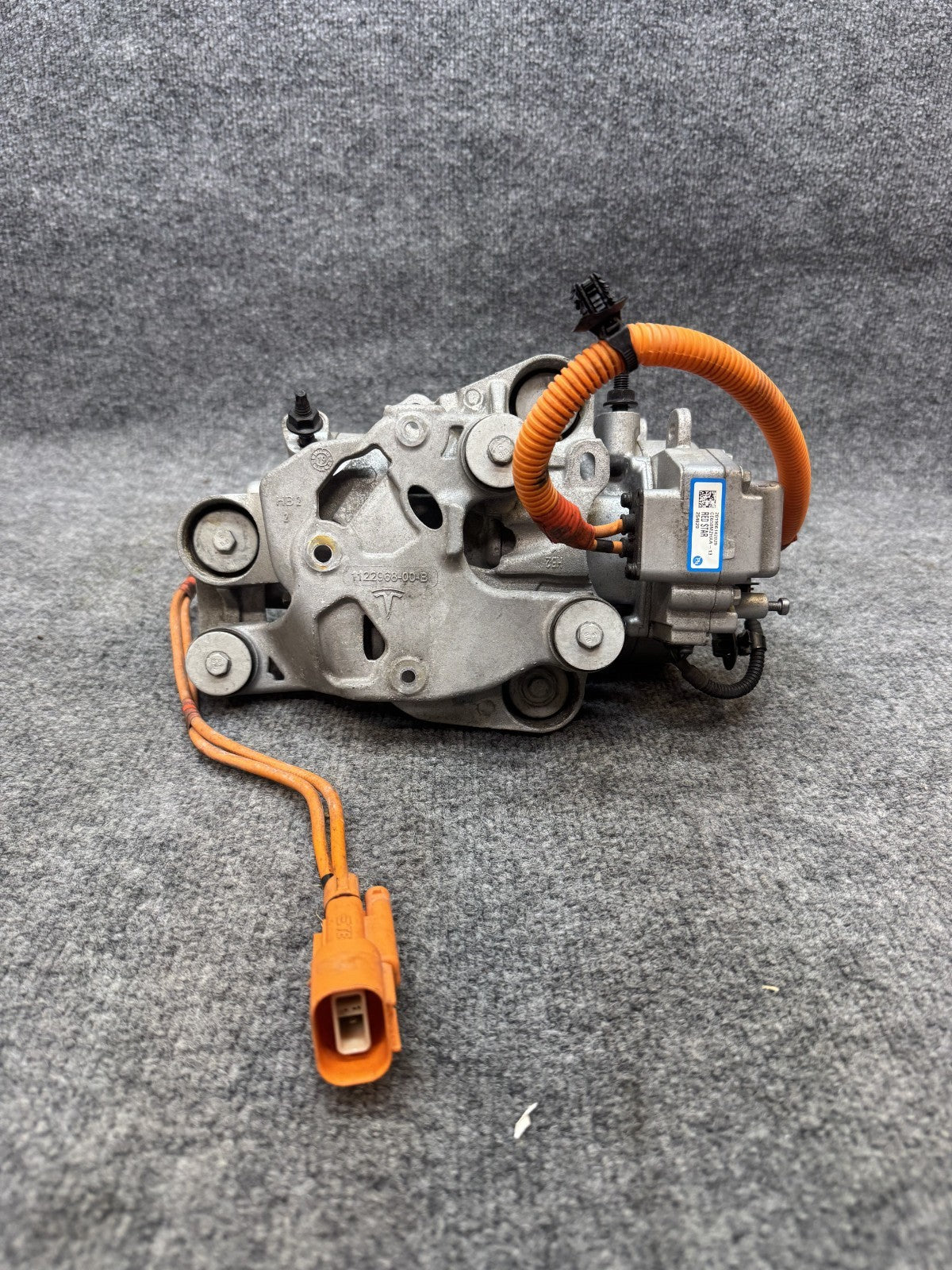 17-23 TESLA MODEL 3 ELECTRIC AIR CONDITIONING COMPRESSOR PUMP OEM, 1088198-00-N