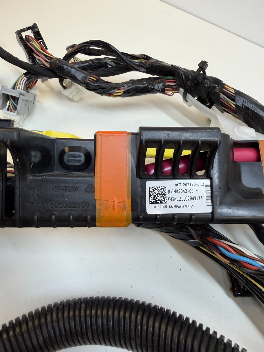 2020-2024 TESLA MODEL Y RIGHT SIDE MAIN BODY WIRE WIRING HARNESS 1489042-00-F
