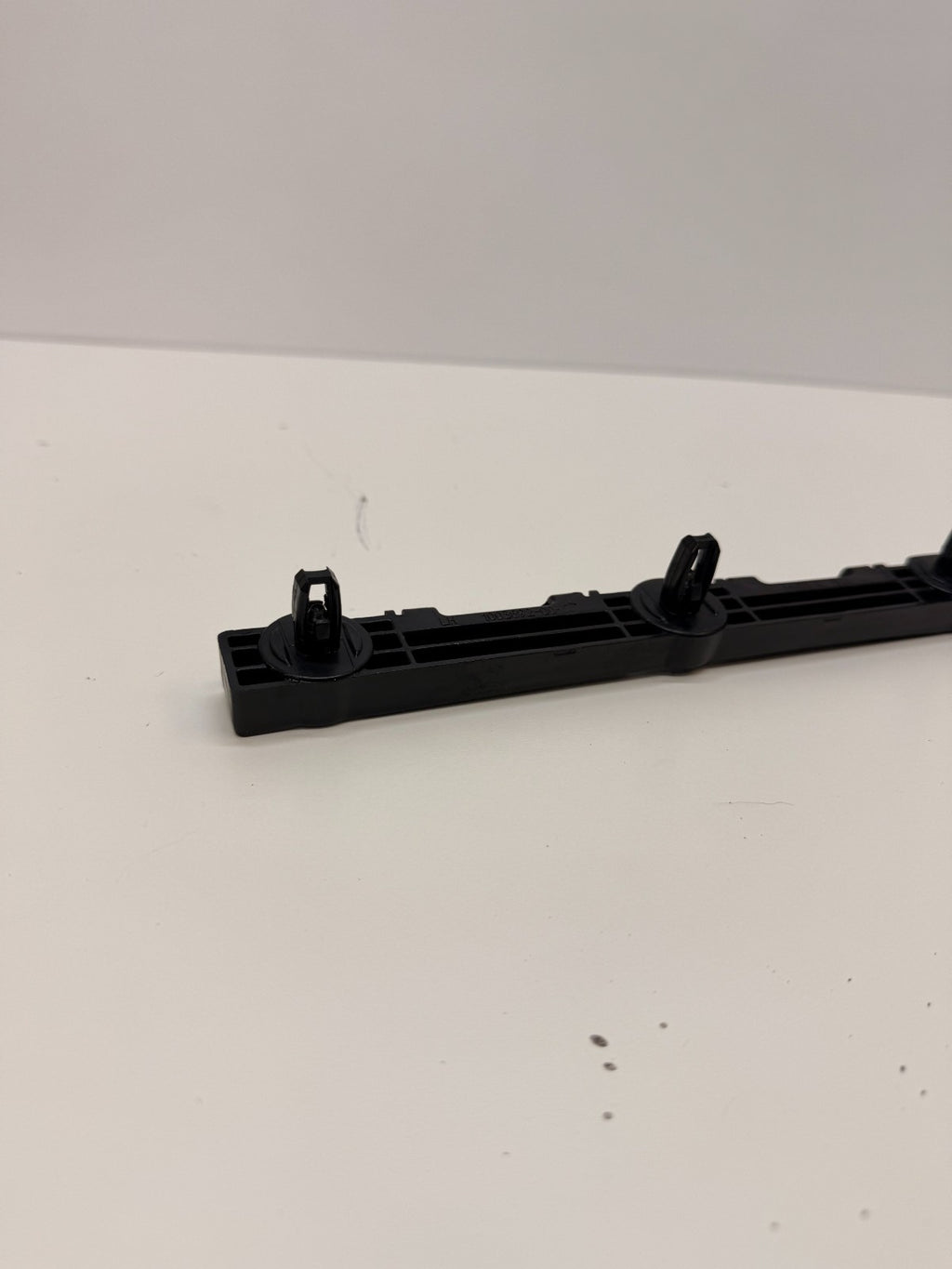 12-20 Tesla Model S Front Left Driver Side Bumper Support Bracket 1003692-00-C