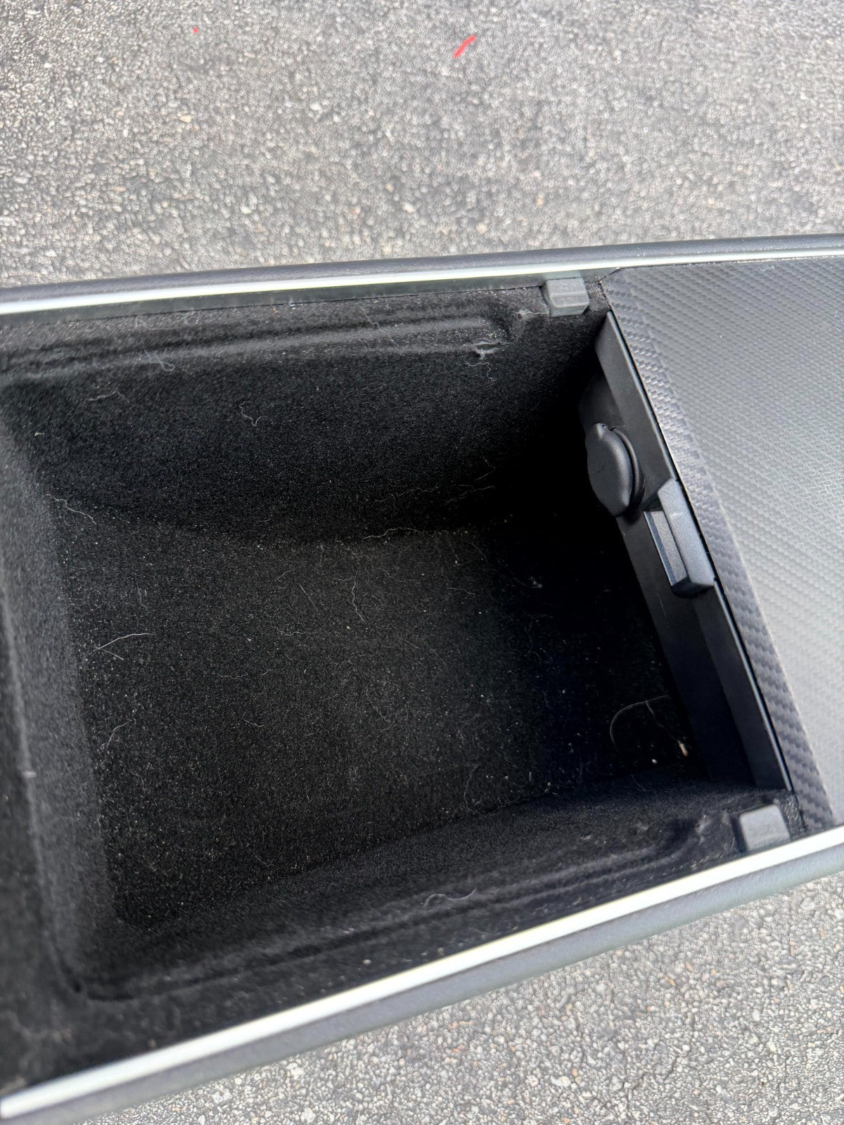 2017 – 2023 TESLA MODEL 3 FRONT CENTER CONSOLE ARMREST OEM, 1755501-99-A