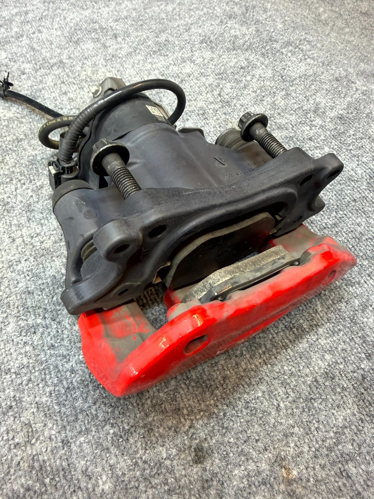 2020-2024 TESLA MODEL Y REAR RIGHT BREMBO BRAKE CALIPER RED OEM, 1188644-00-C