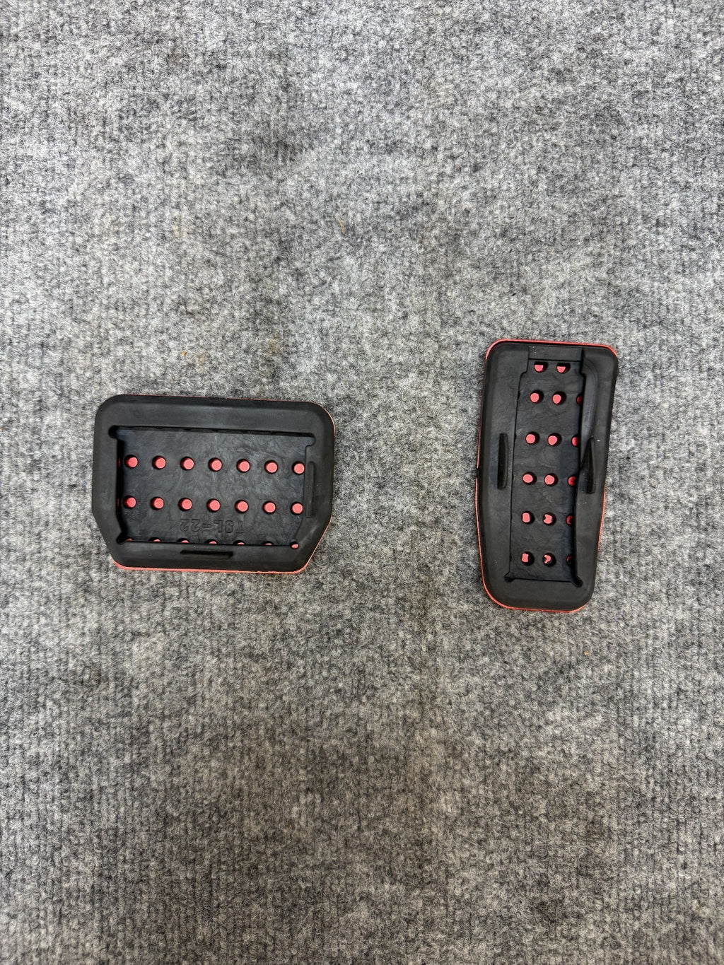 2020 - 2024 TESLA MODEL Y 3 ALUMINUM GAS/BRAKE PEDAL COVER SET ASSEMBLY OEM