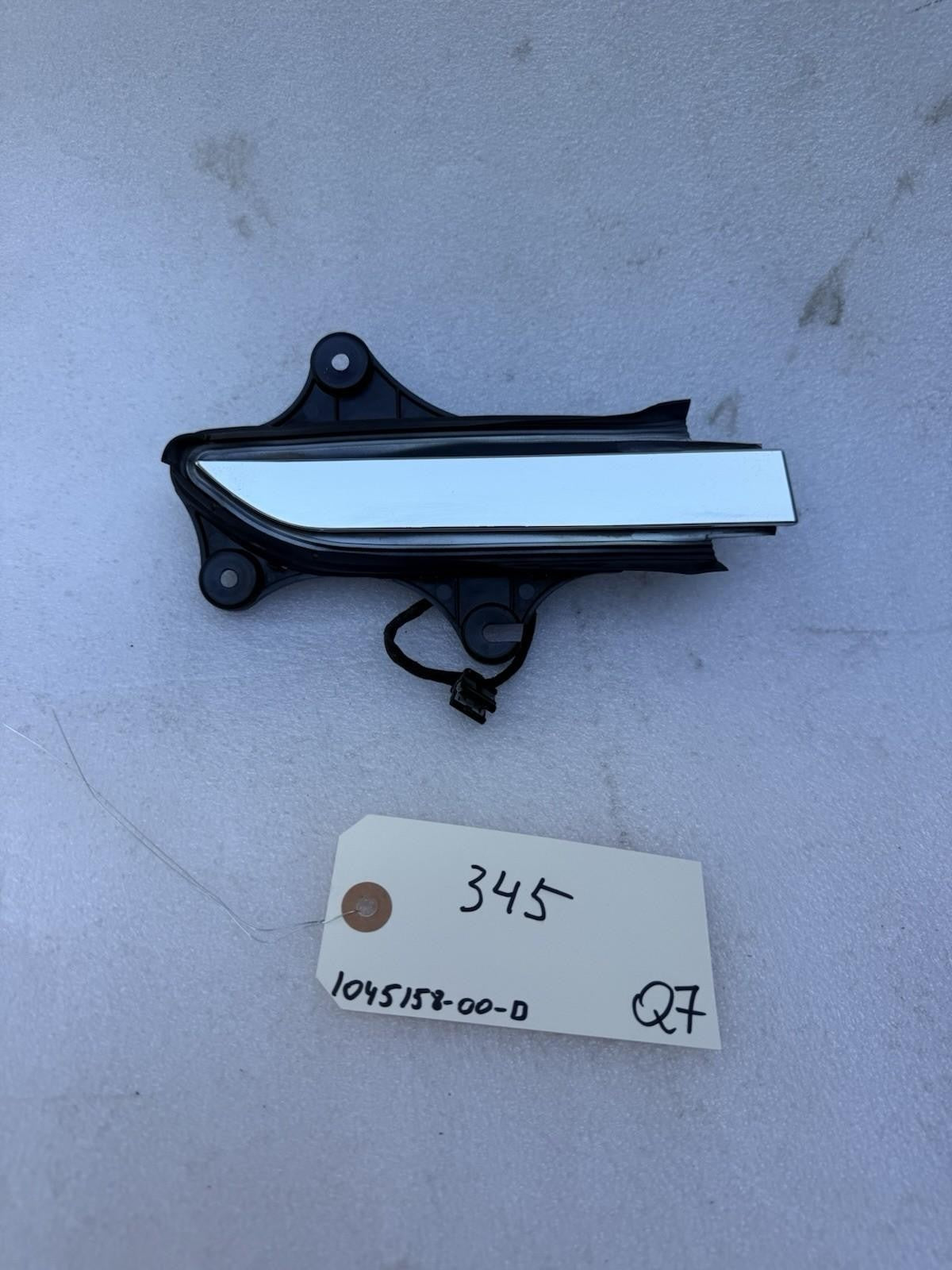 ♦️16-20 TESLA MODEL X FRONT RIGHT PASSENGER SIDE DOOR HANDLE OEM, 1035418-00-E
