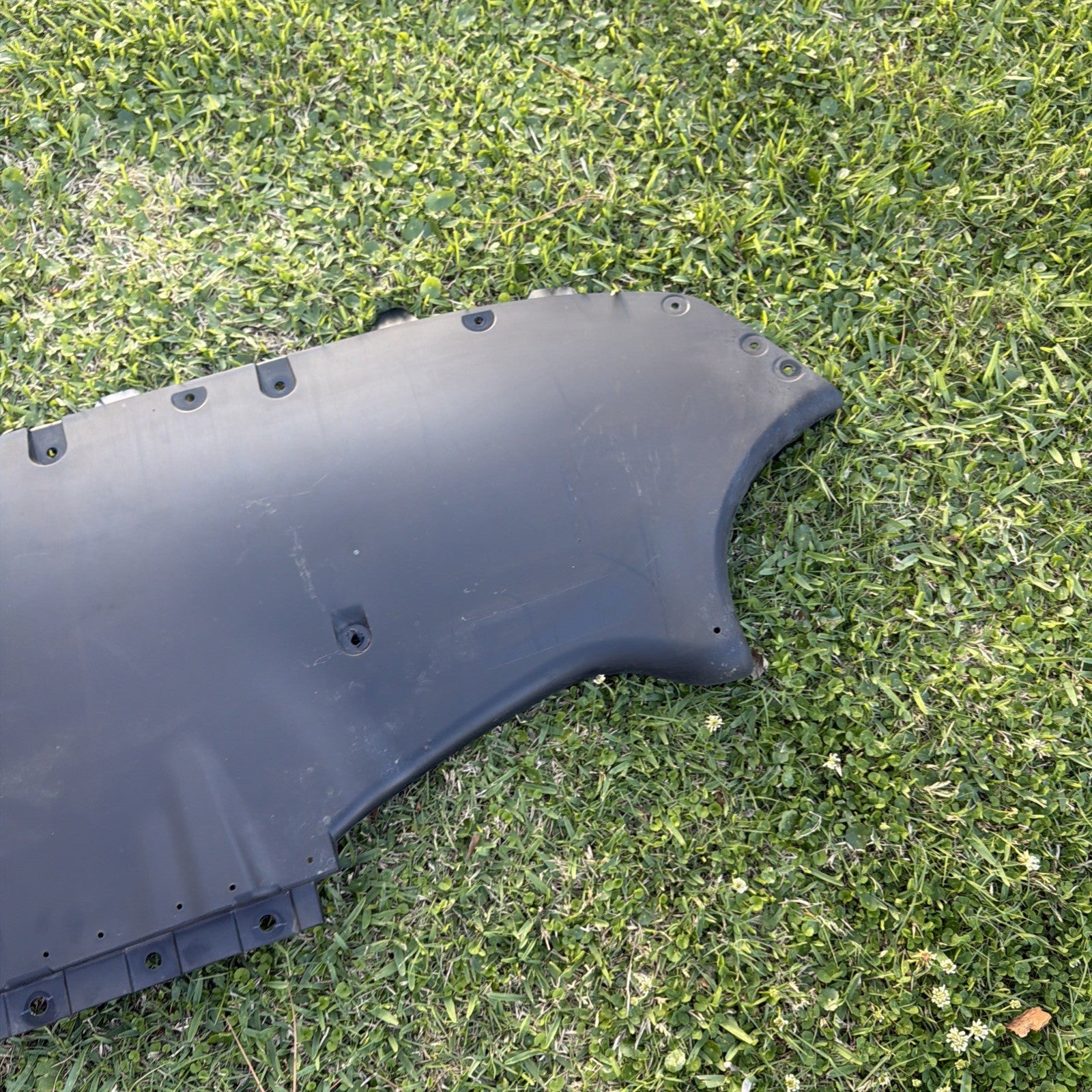 ⭕ 20-24 Model Y Rear Bumper Diffuser Lower Splash Shield Undertray 1494007-00-B
