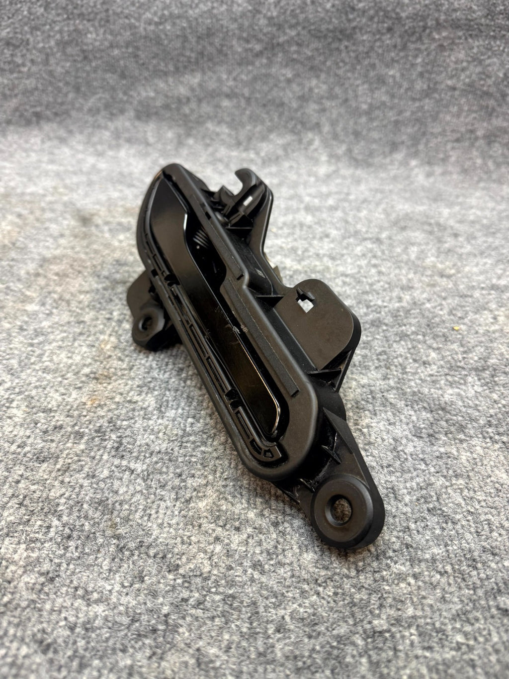 2020-2024 TESLA MODEL Y FRONT/REAR RIGHT EXTERIOR DOOR HANDLE OEM, 1528115-10-D