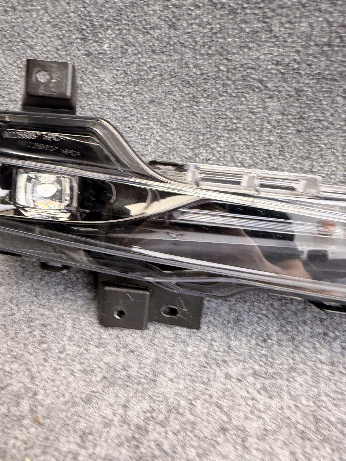 2017 - 2024 TESLA MODEL 3 Y FRONT RIGHT SIDE LED FOG LIGHT OEM, 1507931-00-C