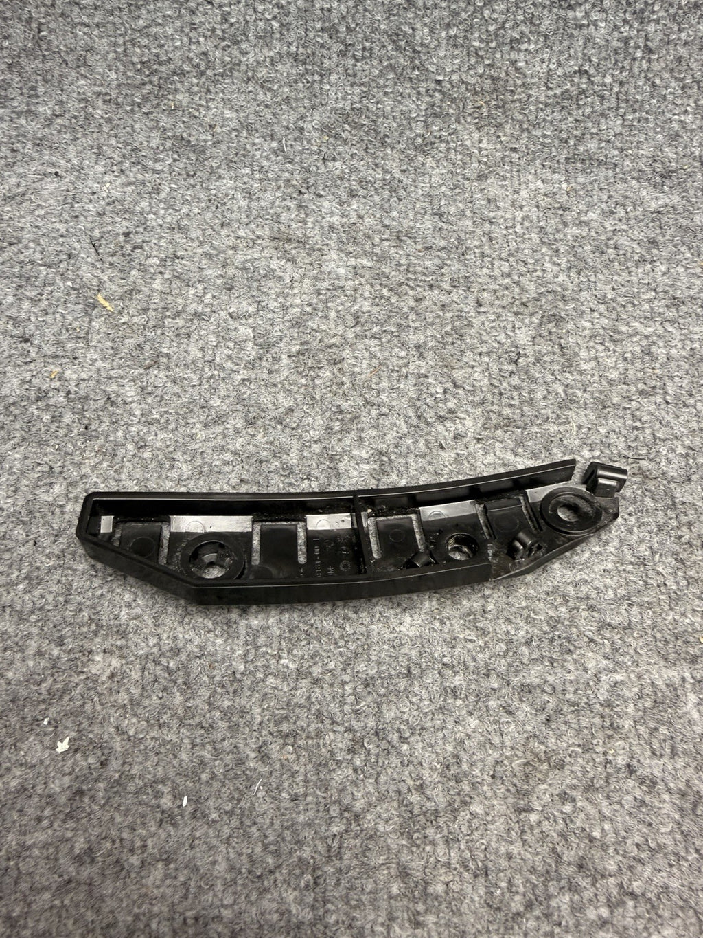 2017-2020 Tesla Model 3 Front Left Driver Fender Bumper Mounting Bracket OEM
