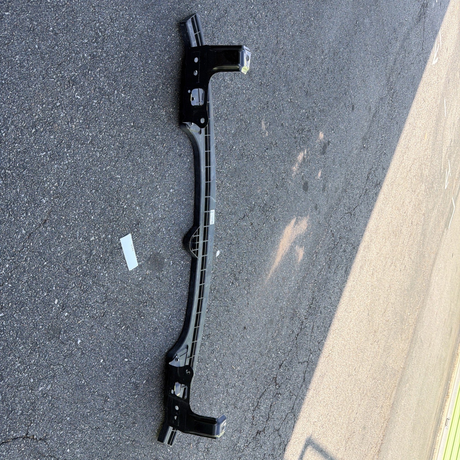 2025-2026 Tesla Model Y Front Bumper Reinforcement Ankle Catcher 1949866-00-C