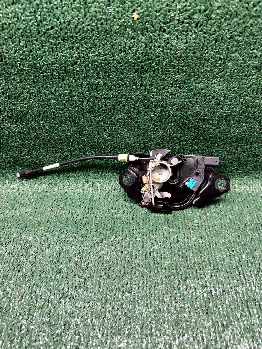 ♦️2020-2024 TESLA MODEL Y/3 FRONT HOOD LATCH LOCK ACTUATOR OEM, 1500397-00-E