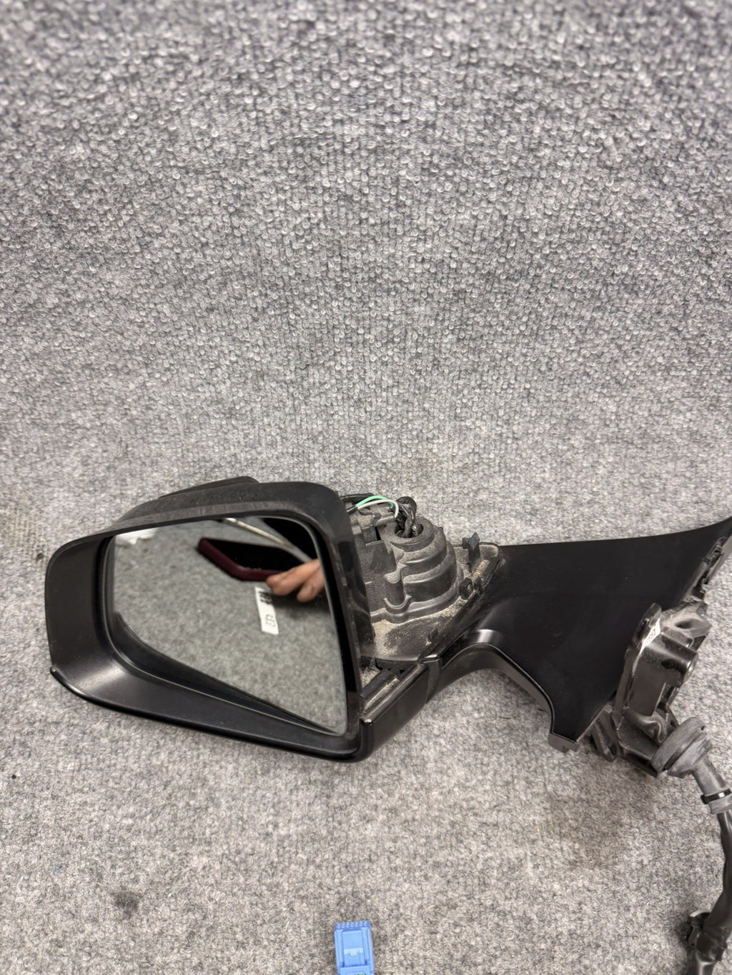 TESLA MODEL Y MIRROR LEFT DRIVER 2020 2021 2022 2023 2024 OEM 1594111-00-B