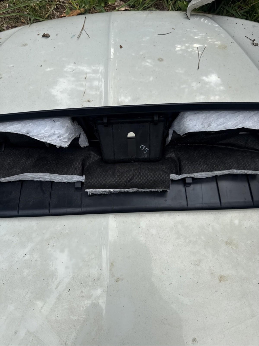 ♦️2012 - 2019 TESLA MODEL S TRUNK TRIM CARPET COVER PANEL OEM, 1610398-95-B