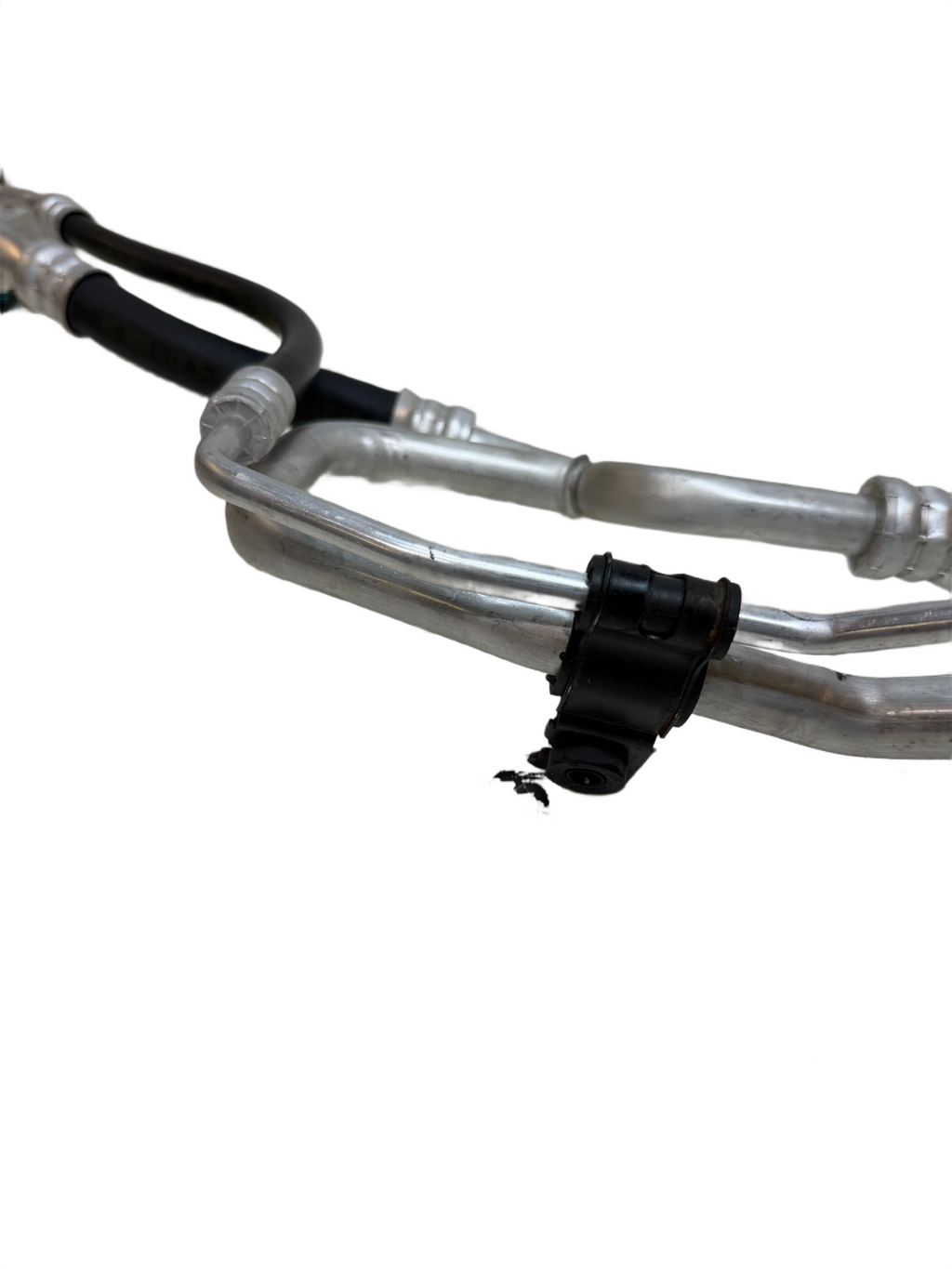 2012-16 Tesla Model S TXV Cabin Valve & Solenoid Suction Pipe Hose 1028400-00-D