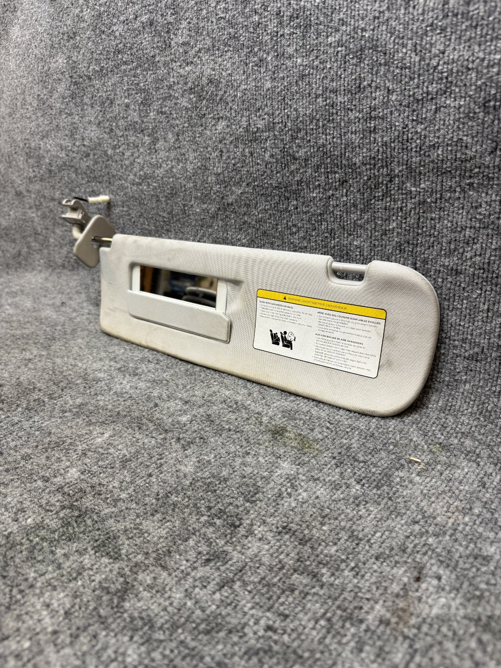 2017 - 2024 TESLA MODEL 3 Y FRONT LEFT SIDE SUNVISOR SUN VISOR OEM, 1490405-01-B