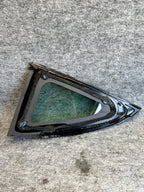 ♦️17-23 TESLA MODEL 3 REAR RIGHT QUARTER WINDOW GLASS W/ MOLDING OEM, 43R-011570