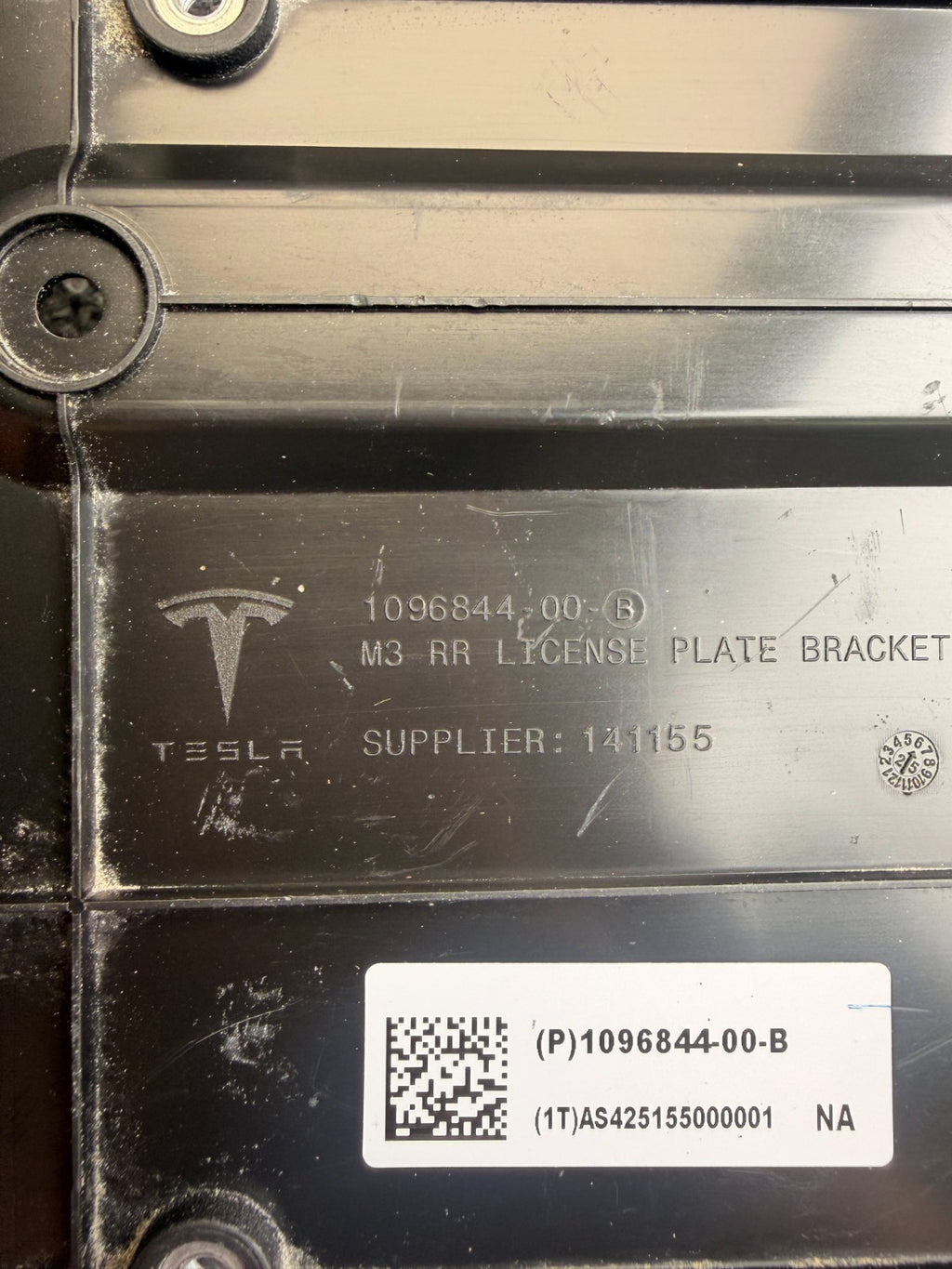 2017-2023 Tesla Model 3 Y Rear License Plate Bracket 1096844-00-B