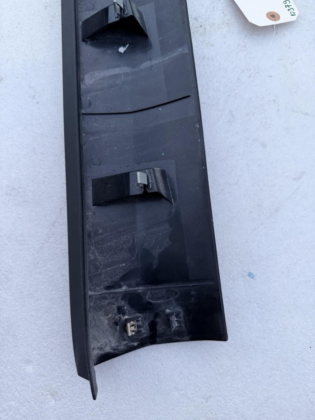 ♦️2016 - 2020 TESLA MODEL X REAR TAILGATE UPPER TRIM MOLDING OEM, 1037906-00-E