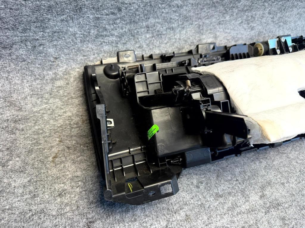 ♦️2017 – 2023 TESLA MODEL 3 FRONT GLOVE BOX STORAGE ASSEMBLY OEM, 1083340-00-F