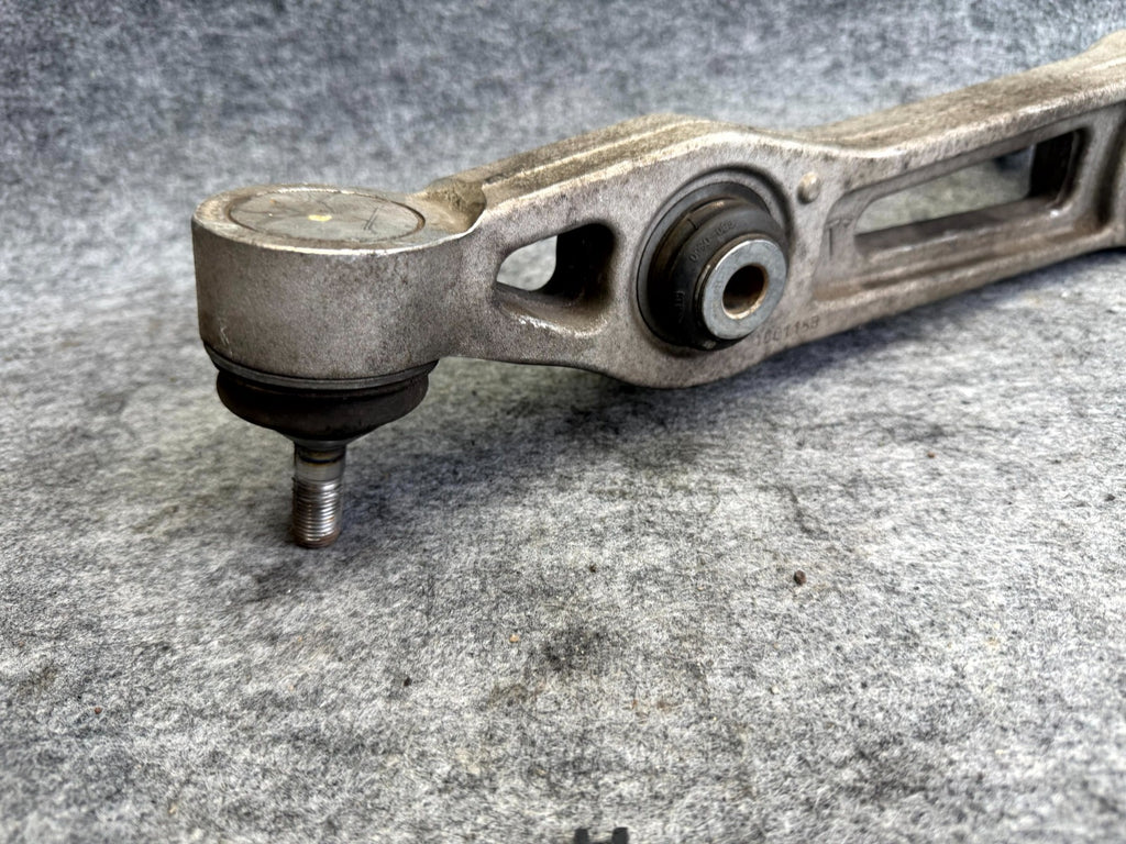 ♦️2012 - 2020 TESLA MODEL S FRONT RIGHT SIDE CONTROL ARM OEM, 1048951-00-B