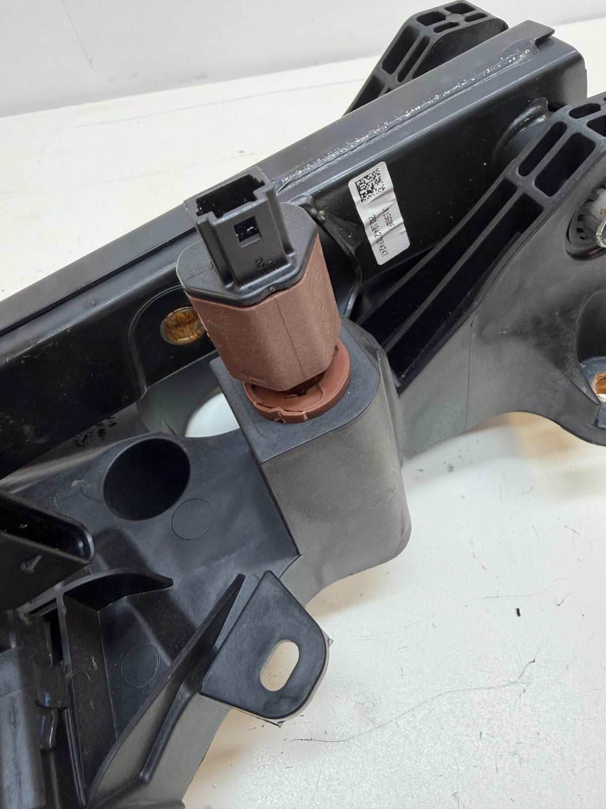 2017-2023 Tesla Model Y Accelerator Brake & Gas Pedal Set 1188691-00-B