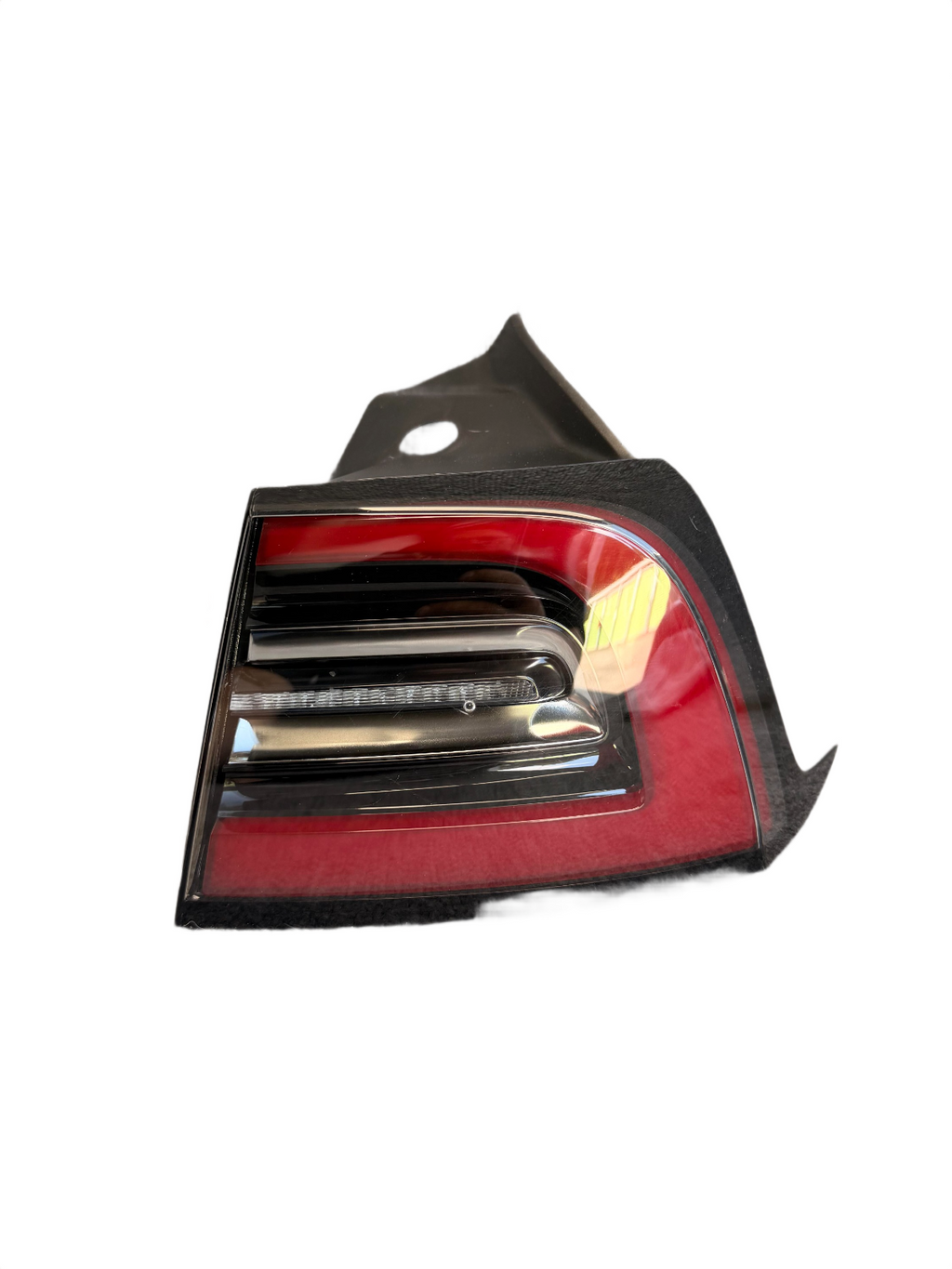 2017-2023 TESLA MODEL 3 LED TAIL LIGHT REAR OUTER RIGHT PASSENGER SIDE 3 PIN