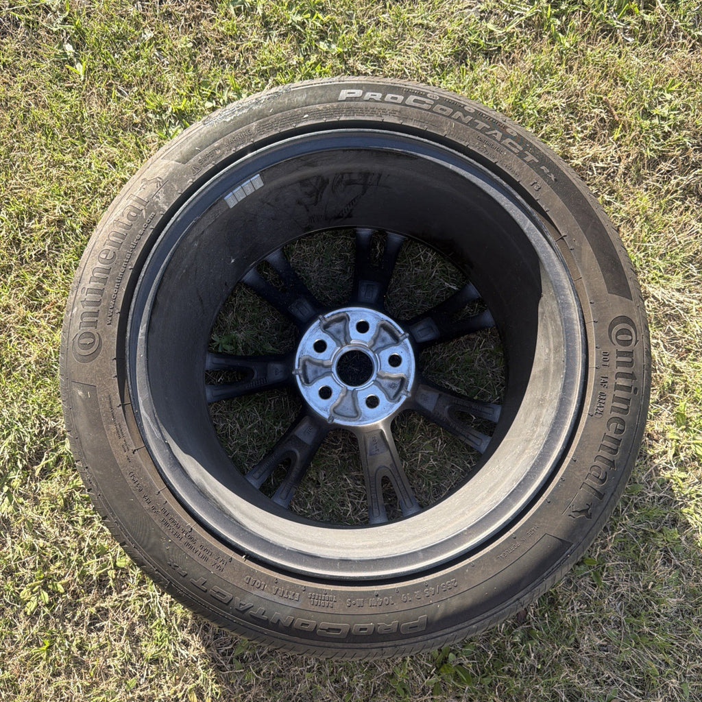 24-25 Tesla Model Y  19" Grey Gemini Rim Wheel Continental Tire W/OEM TPMS