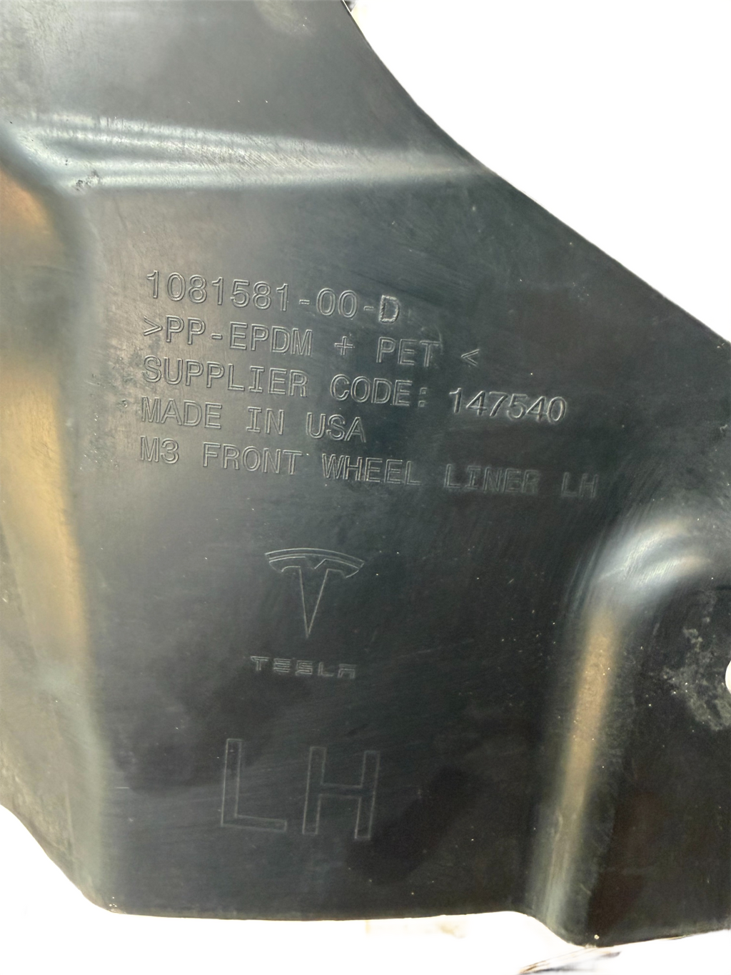 2017-2023 Tesla Model 3 Front Left Wheel Arch Liner Fender Shield 1081581-00-D
