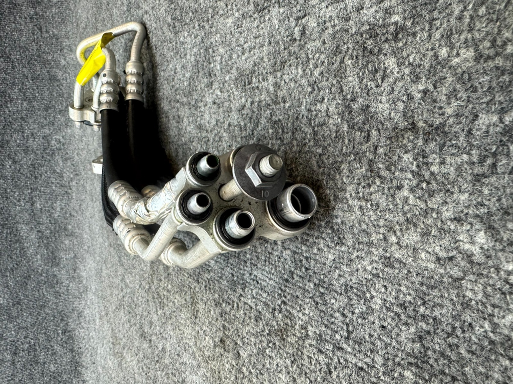 2017 - 2023 TESLA MODEL 3 LINE MANIFOLD TO HVAC HOSE ASSEMBLY OEM, 1555055-00-D