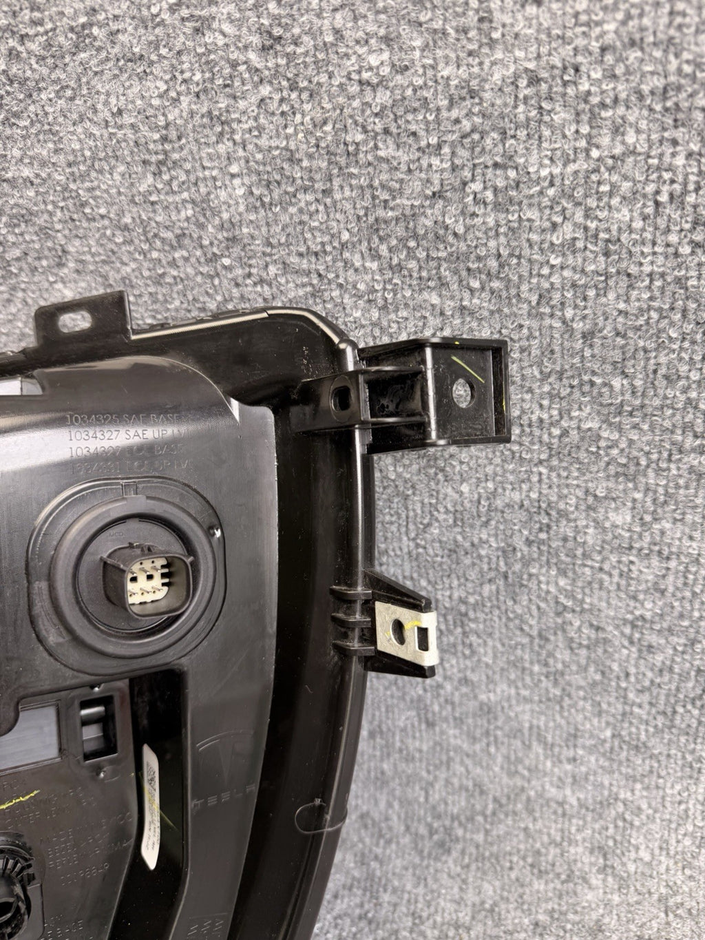 2016 - 2020 TESLA MODEL X FRONT RIGHT PASSENGER SIDE FOG LIGHT LAMP OEM