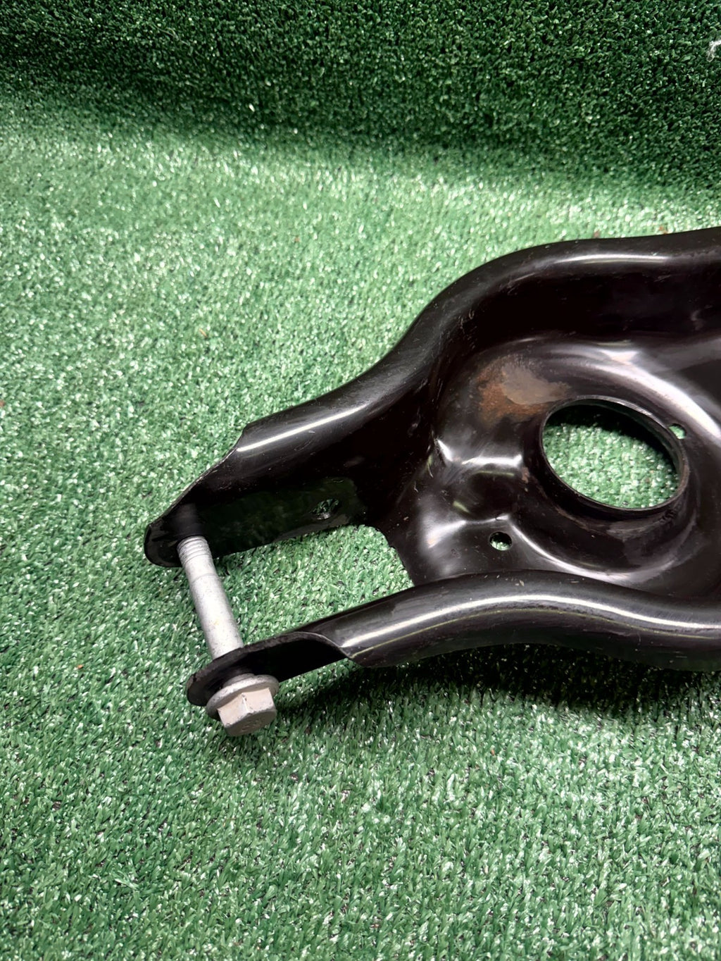 ♦️2017–2023 TESLA MODEL 3/Y REAR SUSPENSION LOWER CONTROL ARM OEM, 1044451-00-F