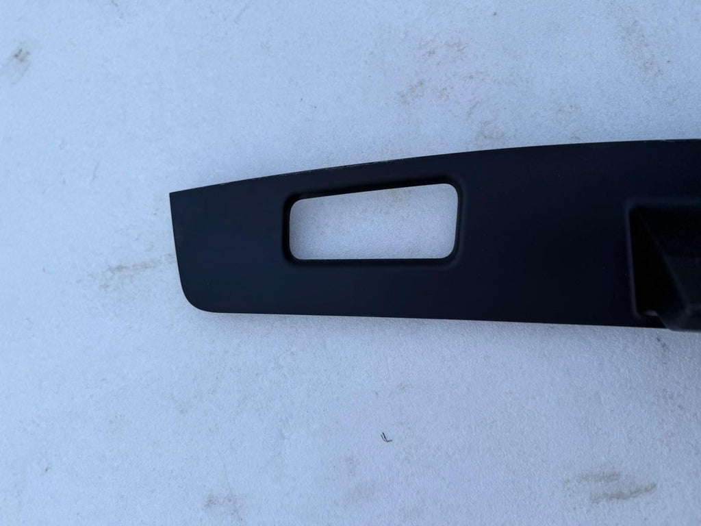♦️16-20 TESLA MODEL X REAR LIFTGATE LOWER COVER W/CONTROL SWITCH OEM, 103789700E