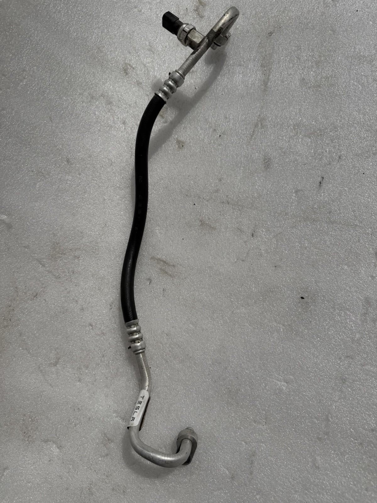 ♦️17-23 TESLA MODEL 3 A/C AIR CONDITION HOSE LINE DISCHARGE PIPE OEM,109215800F