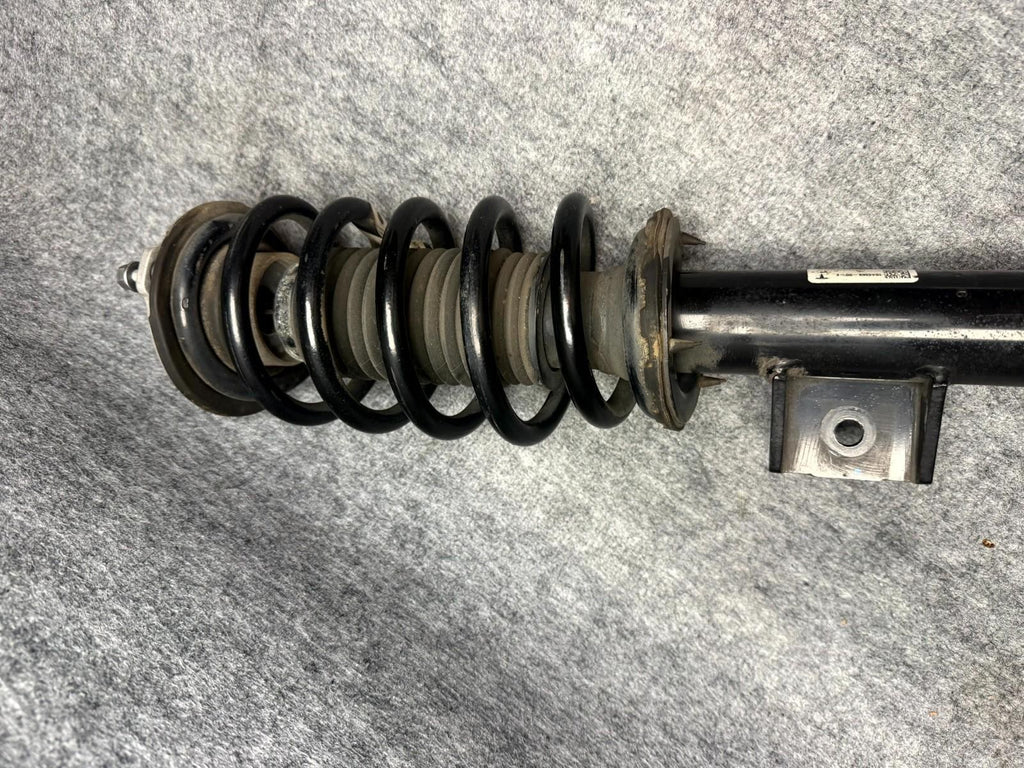 ♦️2017 - 2023 TESLA MODEL 3 FRONT RIGHT SIDE SHOCK ABSORBER OEM, 1044369-00-E