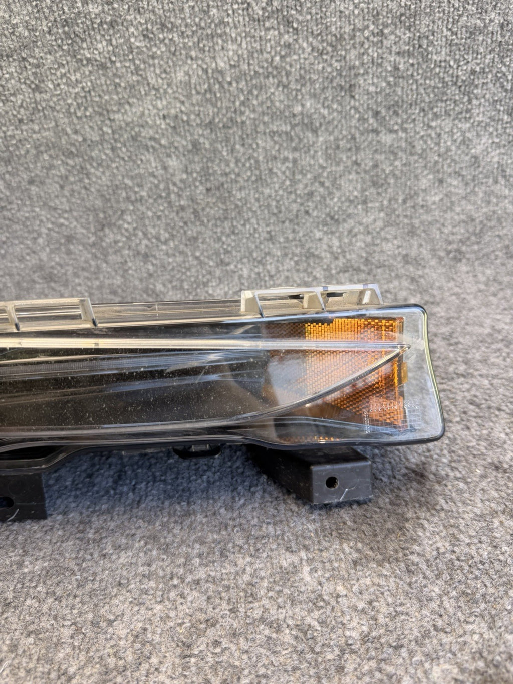 2017-2023 Tesla Model 3 Front Right Fog Light Fascia Lamp 1507931-00-C OEM