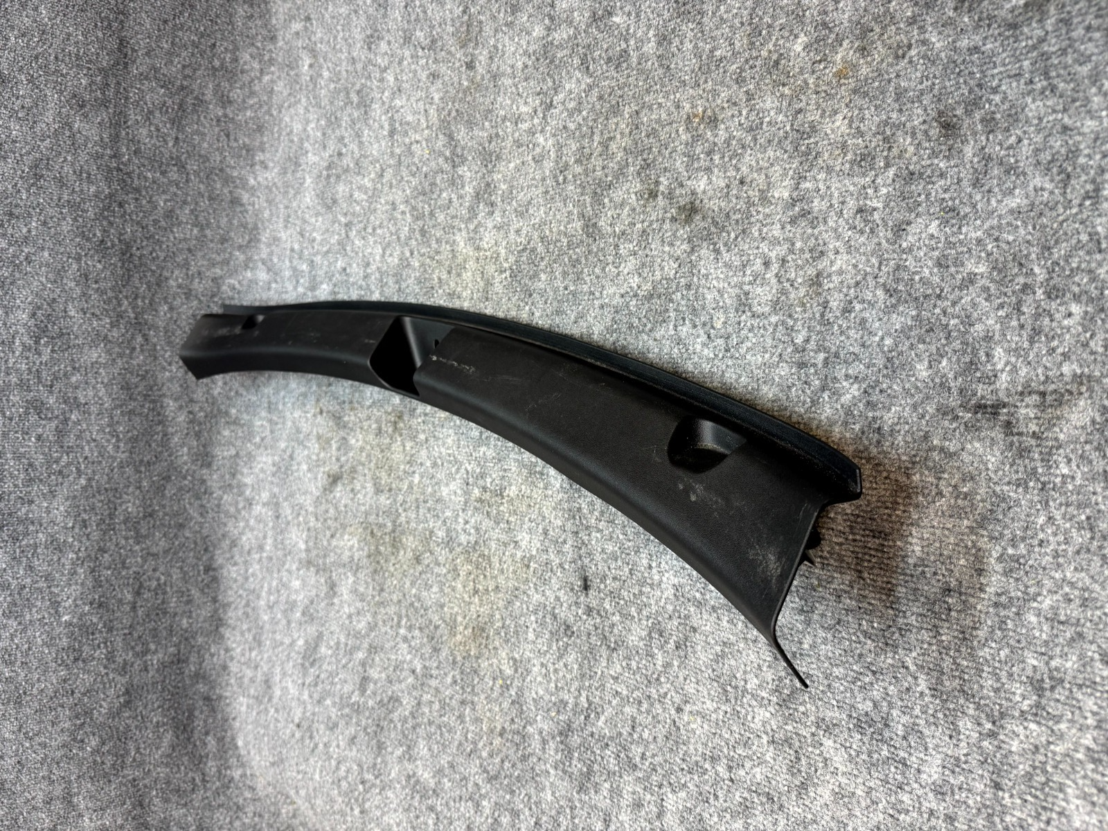 2020-2024 TESLA MODEL Y TRUNK LATCH LOCK SILL SCUFF PLATE TRIM OEM, 1494631-00-C