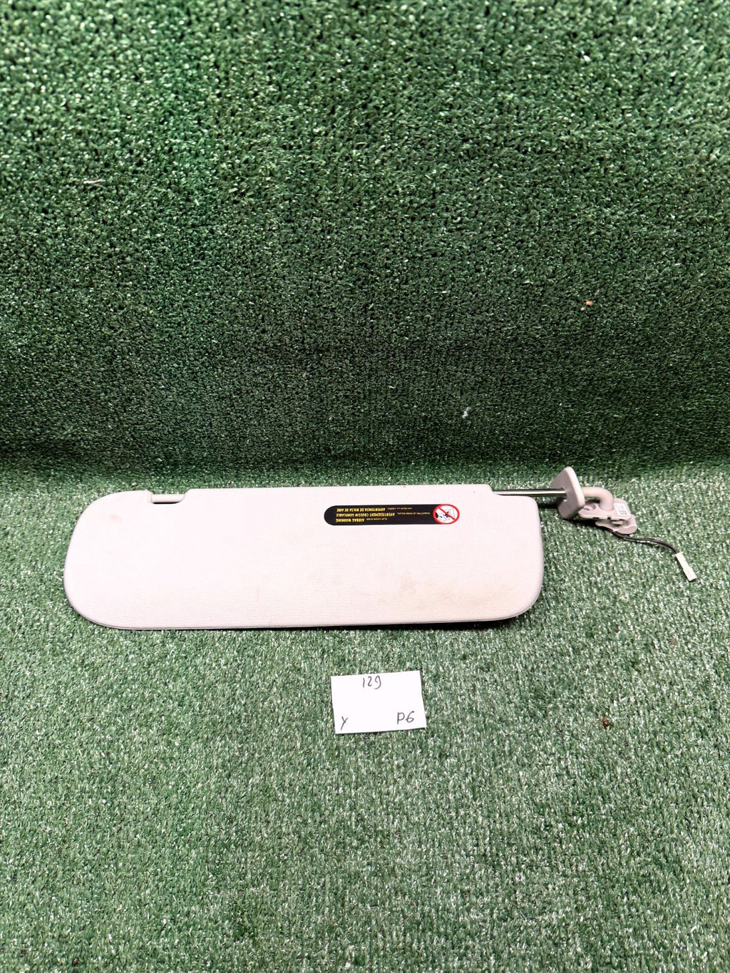 ♦️2020-2024 TESLA MODEL Y/3 FRONT LEFT SIDE SUN VISOR MIRROR OEM, 1490405-01-A