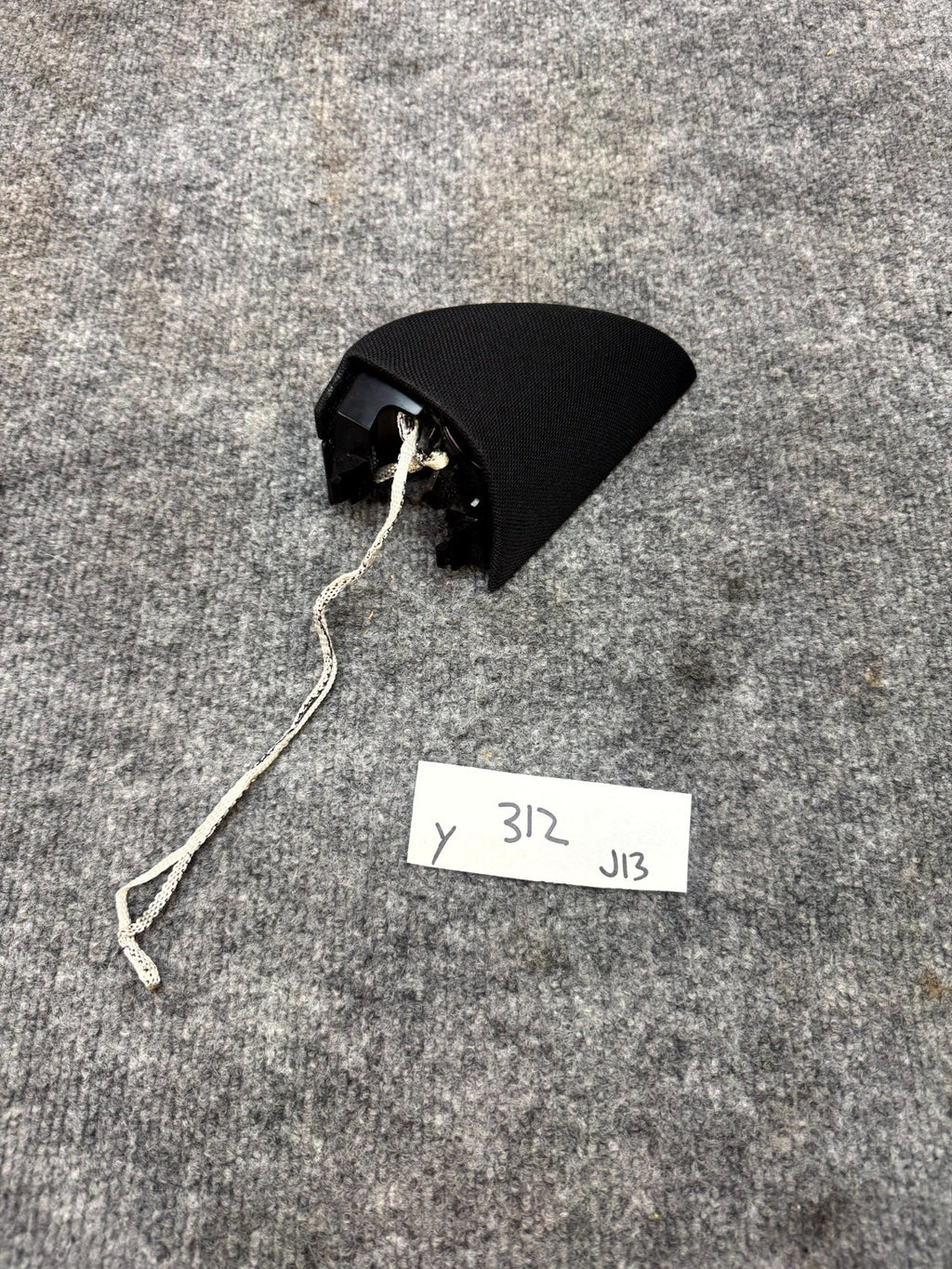 2020 - 2024 TESLA MODEL Y FRONT DOOR CORNER TWEETER SPEAKER OEM, 1079741-00-A