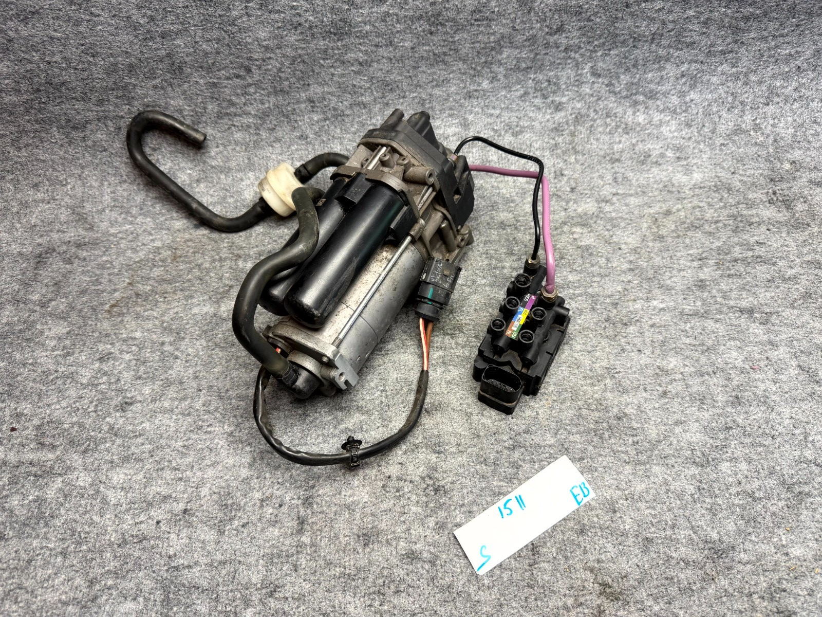♦️12-16 TESLA MODEL S AIRMATIC AIR SUSPENSION COMPRESSOR PUMP OEM, 6006403-00-A