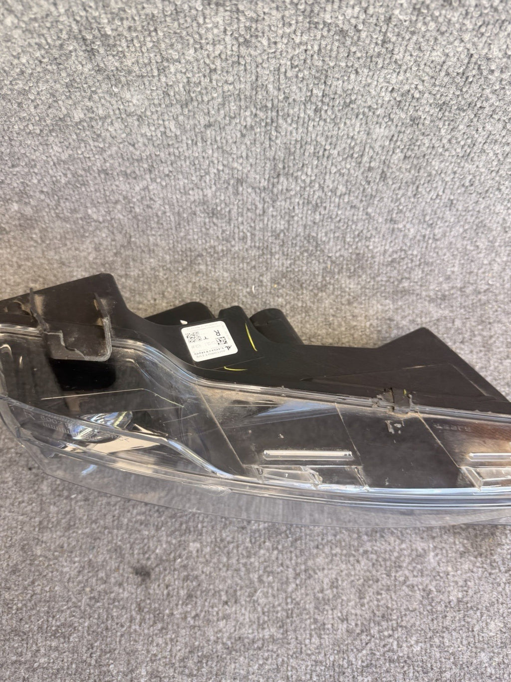 2017-2025 Tesla Model Y LED Lower Front Fog Light 3-Pin 1077392-00-F   OEM