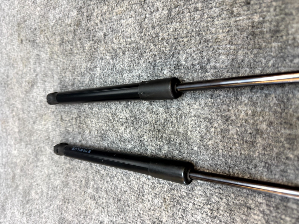 2020 - 2024 TESLA MODEL Y FRONT LEFT & RIGHT BONNET HOOD STRUT OEM, 1091472-00-B