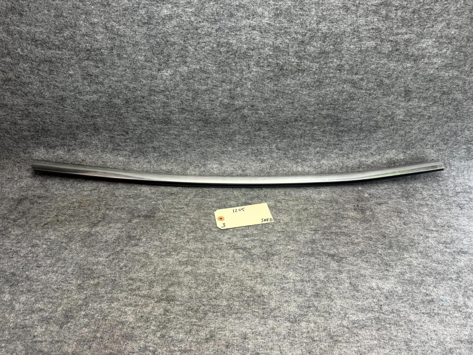 ♦️2017–2023 TESLA MODEL 3 FRONT RIGHT DOOR WINDOW BELT MOLDING OEM, 1080681-00-E