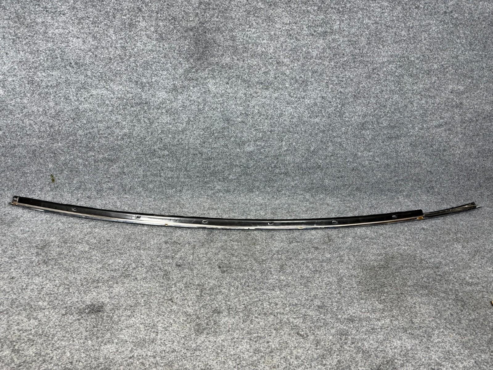 2016-2020 Tesla Model X Front Right Upper Door Window Molding OEM, 1128872-00-G