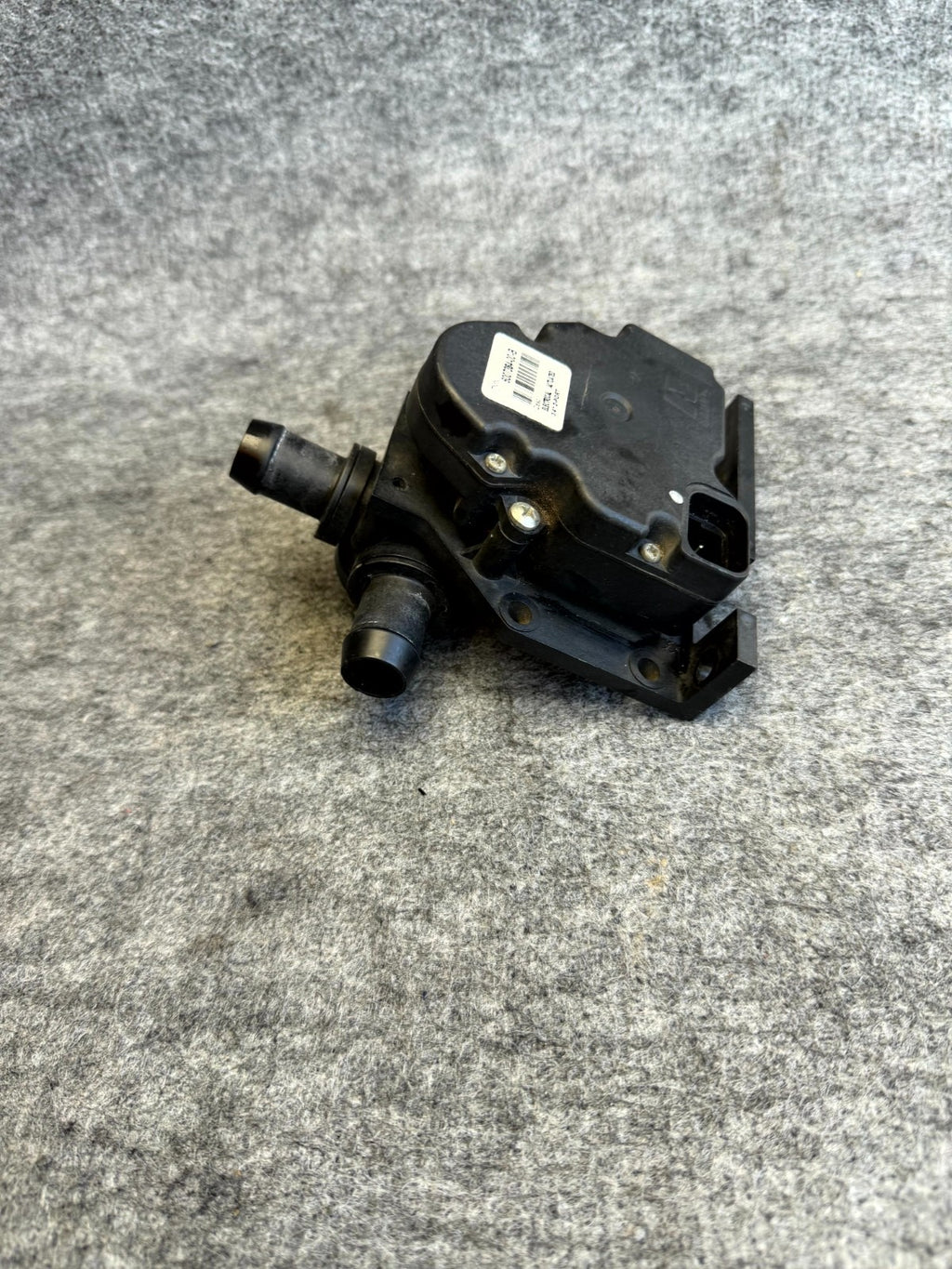 ♦️2012 - 2020 TESLA MODEL S 3 WAY COOLANT VALVE ACTUATOR OEM, 6007384-00-B