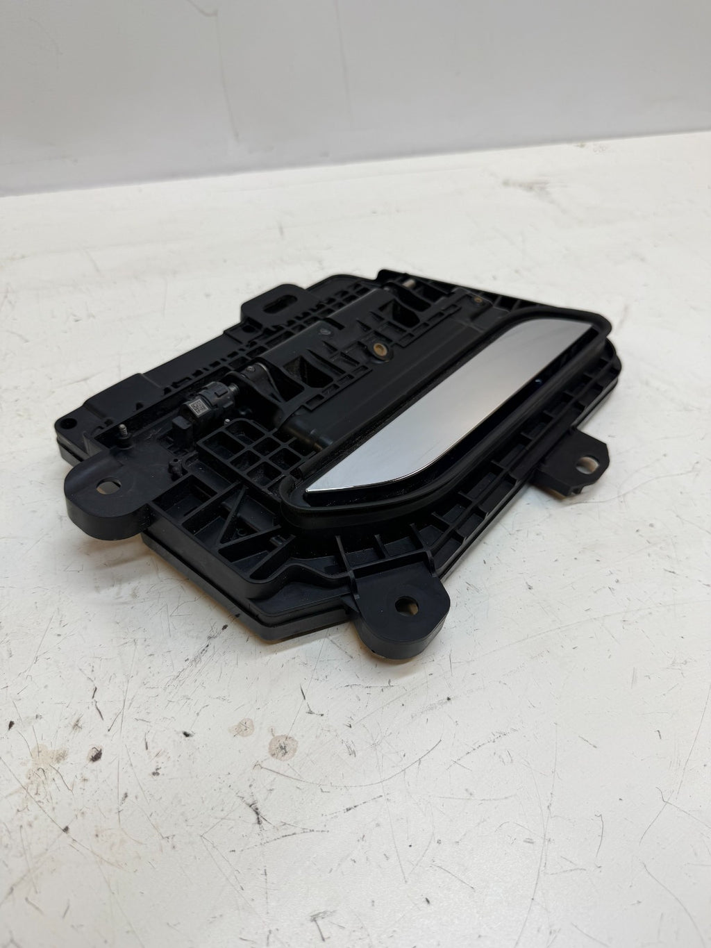 16-20 Tesla Model S Rear Right Passenger Exterior Door Handle 1100300-00-A