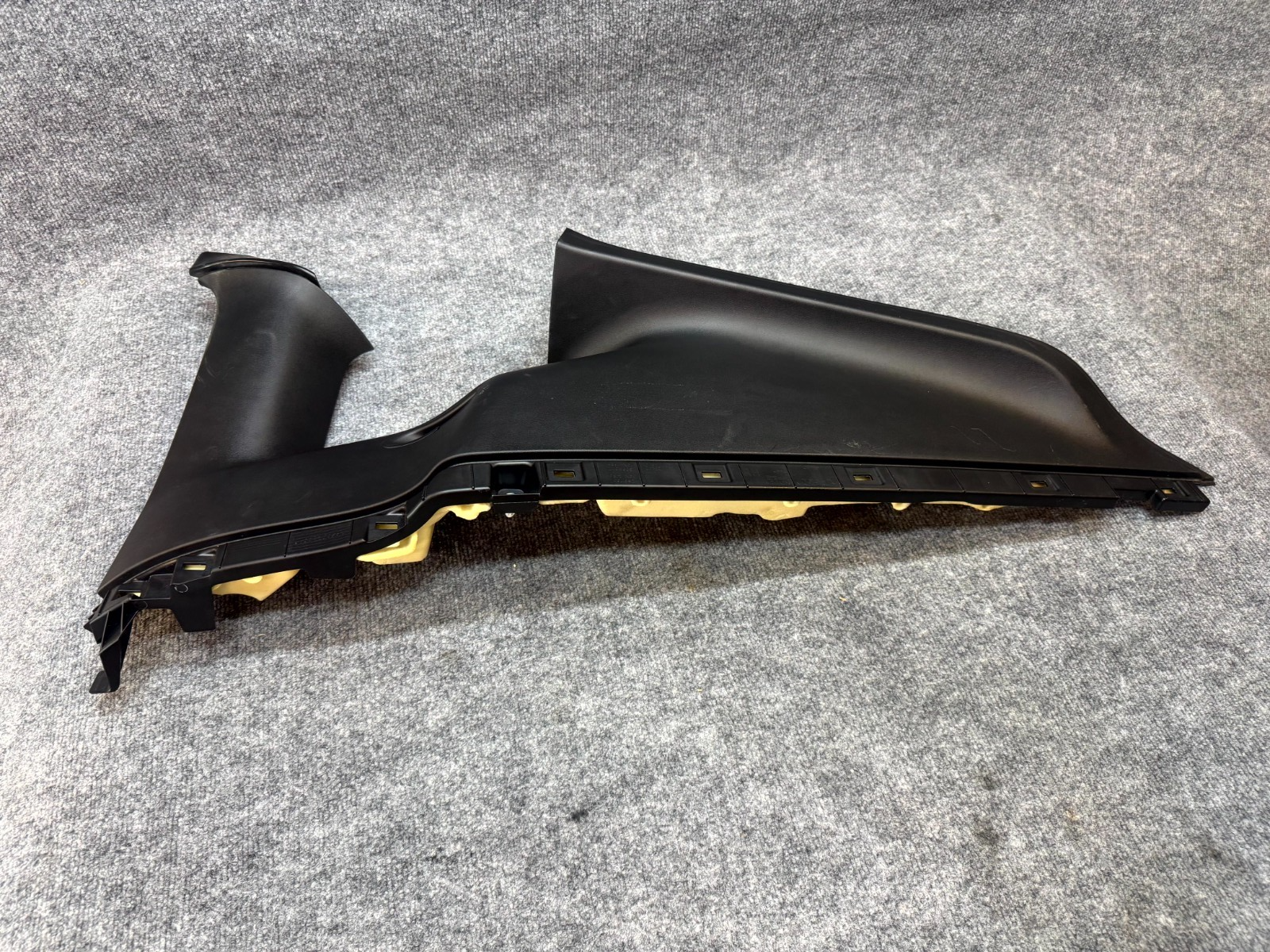 2020-2024 TESLA MODEL Y REAR RIGHT C PILLAR UPPER QUARTER PANEL OEM, 149460900F