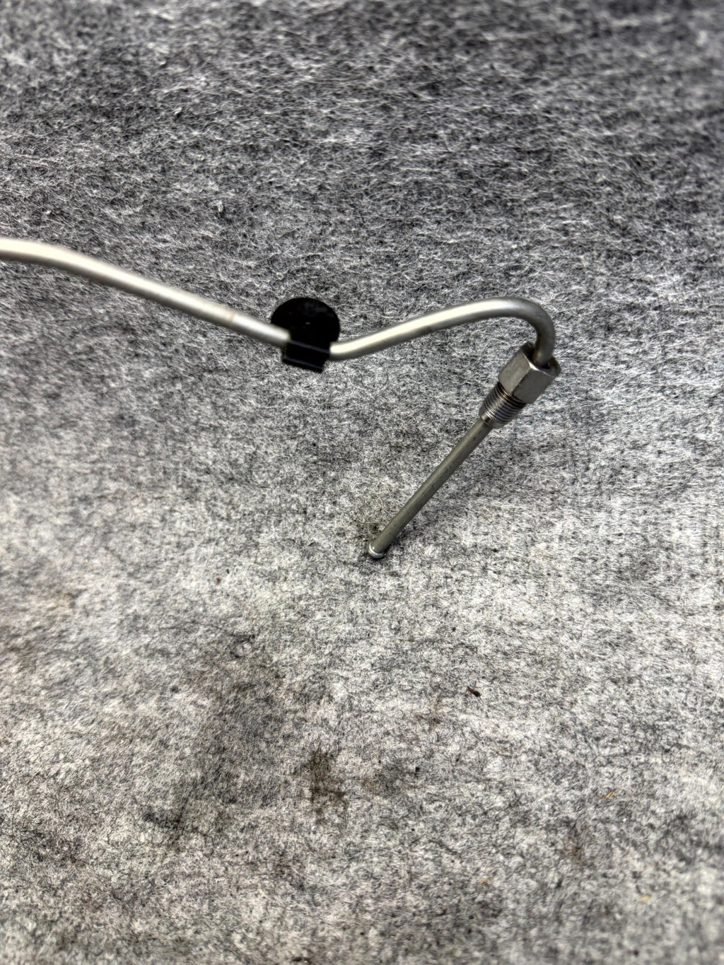 ♦️2017-2023 TESLA MODEL 3 FRONT LEFT SIDE BRAKE HOSE LINE TUBE OEM, 1044721-00-D