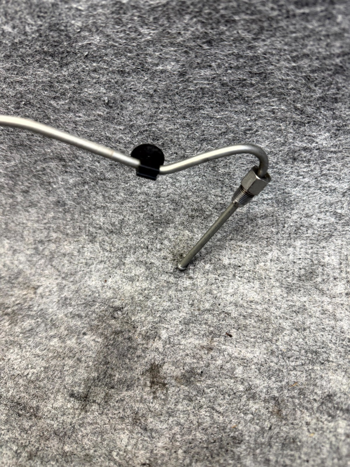 ♦️2017-2023 TESLA MODEL 3 FRONT LEFT SIDE BRAKE HOSE LINE TUBE OEM, 1044721-00-D