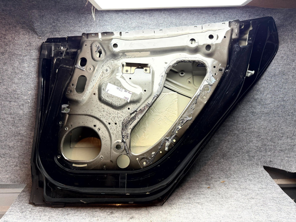 ♦️2012 - 2020 TESLA MODEL S REAR RIGHT SIDE DOOR SHELL PANEL OEM, 6006566 E0 H
