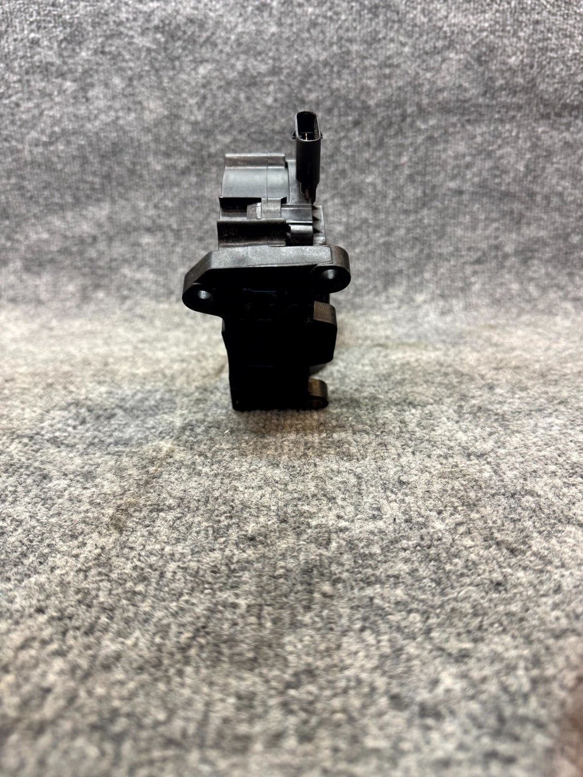 2017 - 2023 TESLA MODEL 3 ELECTRIC ACCELERATOR GAS PEDAL OEM, 1044695-00-A