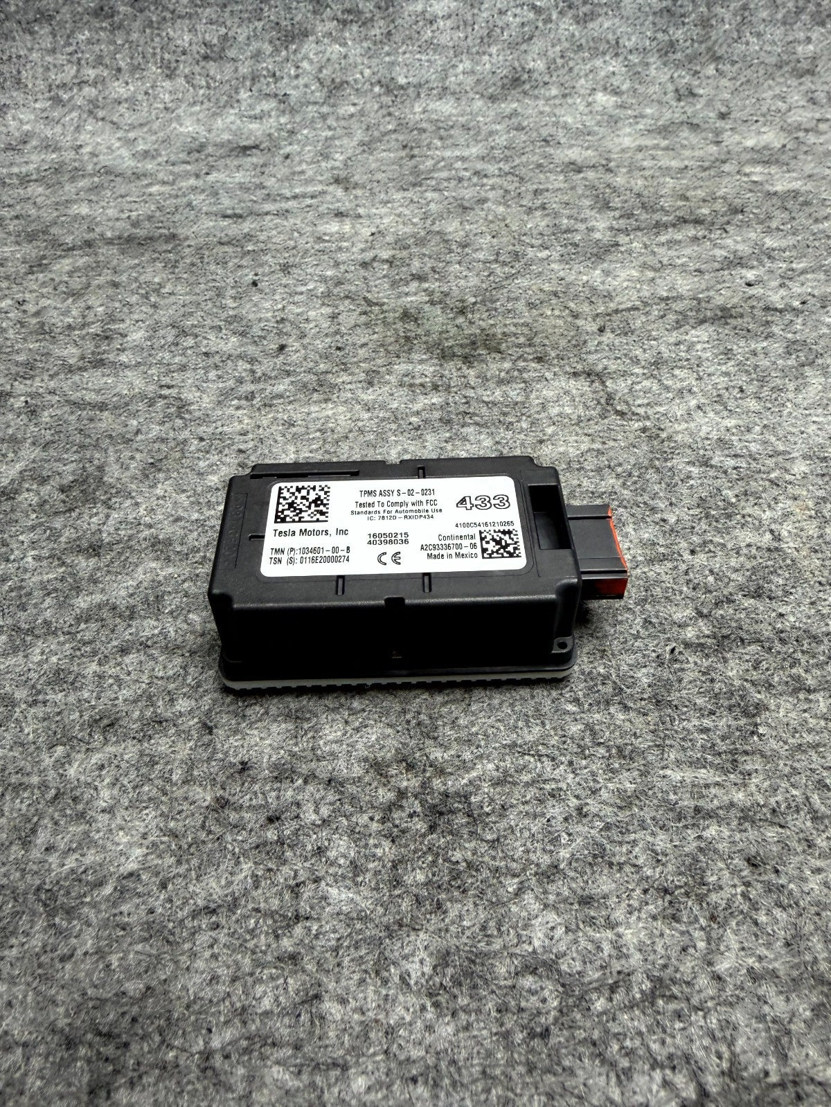 ♦️12-20 TESLA MODEL S TIRE PRESSURE MONITOR SENSOR MODULE TPMS OEM, 1034601-00-B