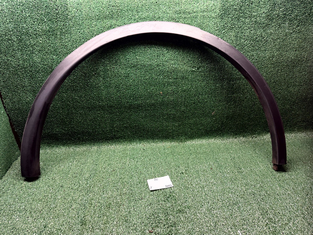 ♦️2020 - 2024 TESLA MODEL Y REAR RIGHT WHEEL FLARE GARNISH OEM, 1494164-00-B